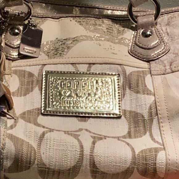 Coach poppy collection bag. - Picture 4 of 5